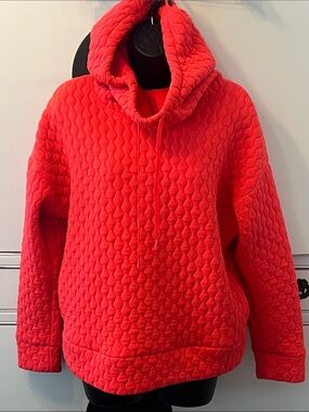Quilted Hooded Pullover Sweatshirt
